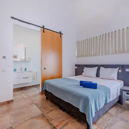 Sunny Hill-1 By Interhome